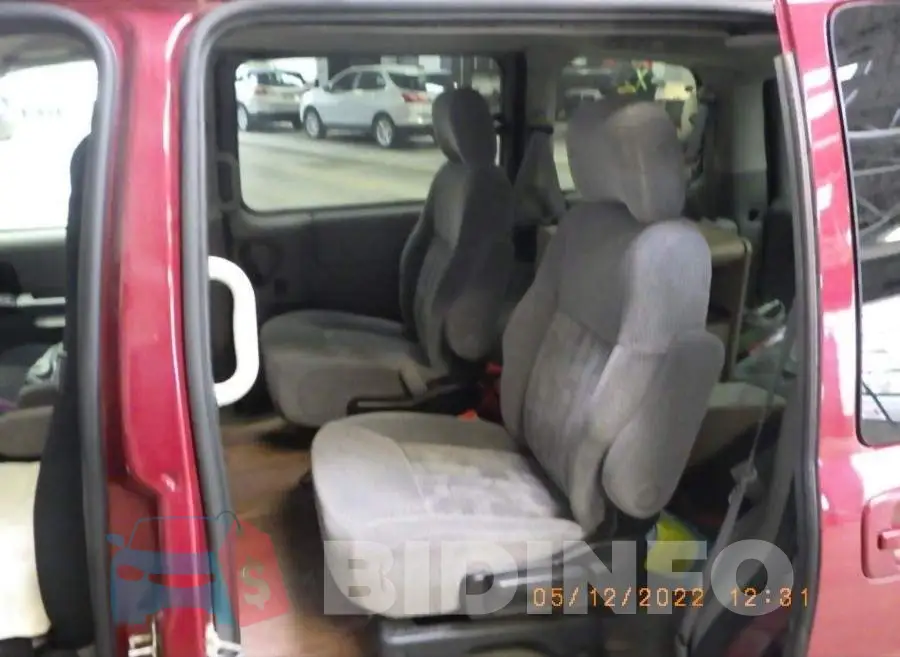 1GMDU03EX4D248229 Photo# 8