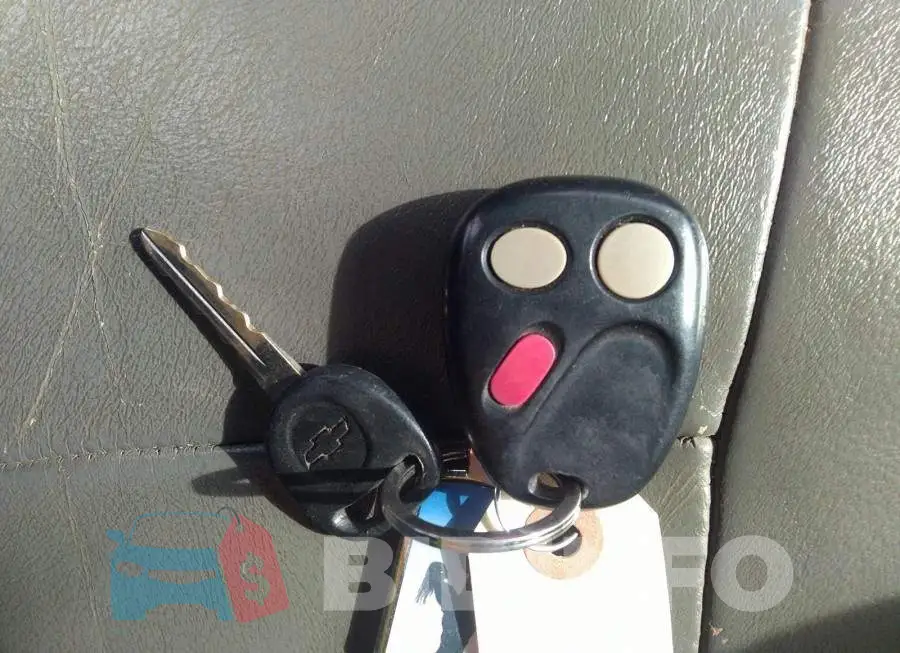 1GNDT13SX32375423 Photo# 11
