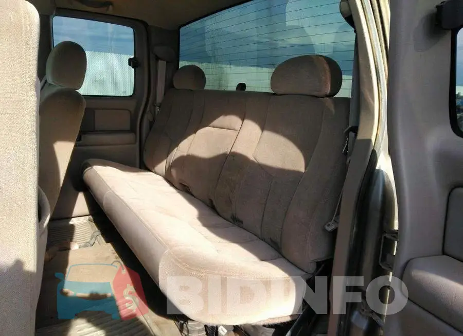 1GTEK19T43Z184023 Photo# 8