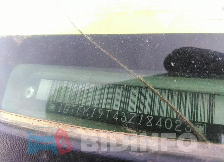 1GTEK19T43Z184023 Photo# 9
