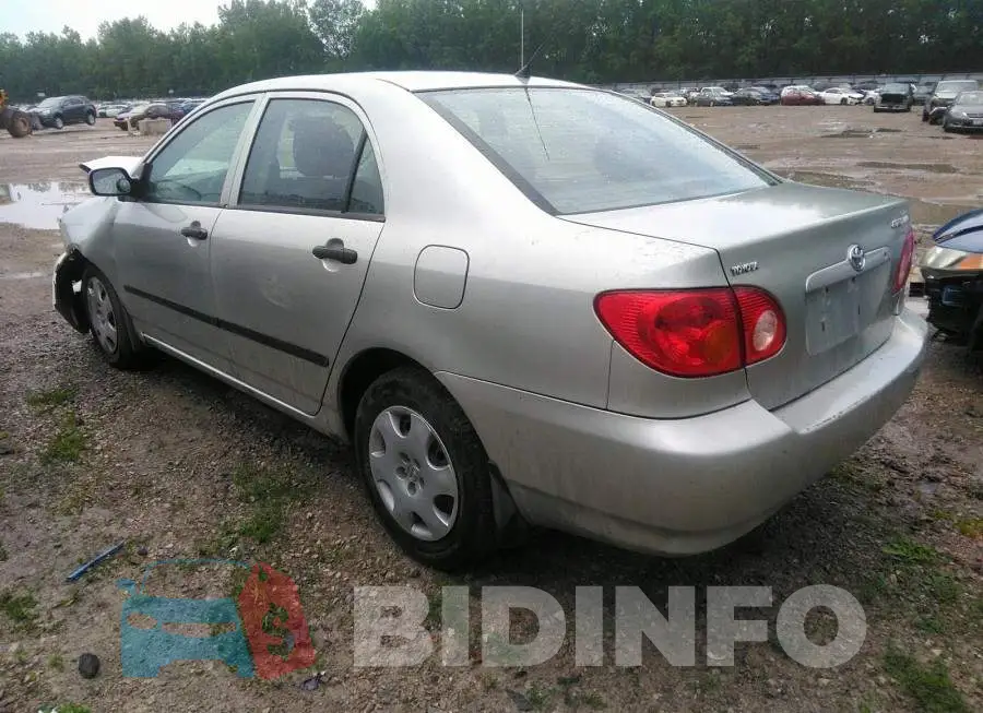 2T1BR32E83C748207 Photo# 3