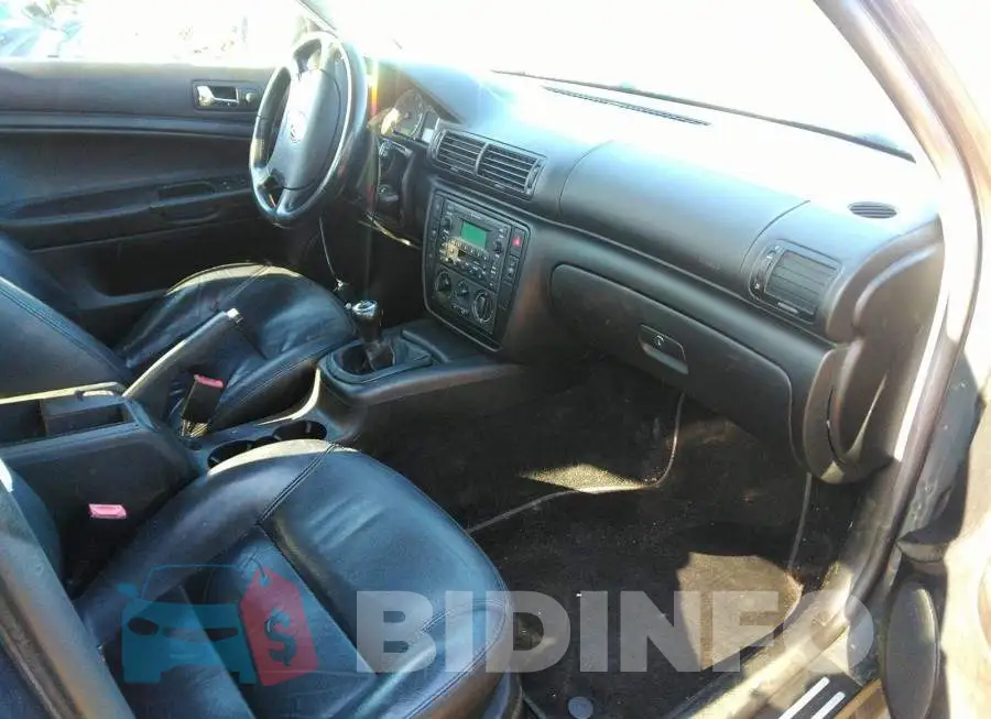 WVWPD23B63P035438 Photo# 5