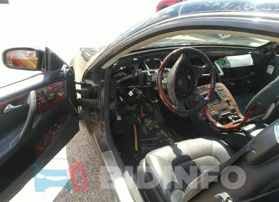 WDBPJ75J32A022611 Photo# 6