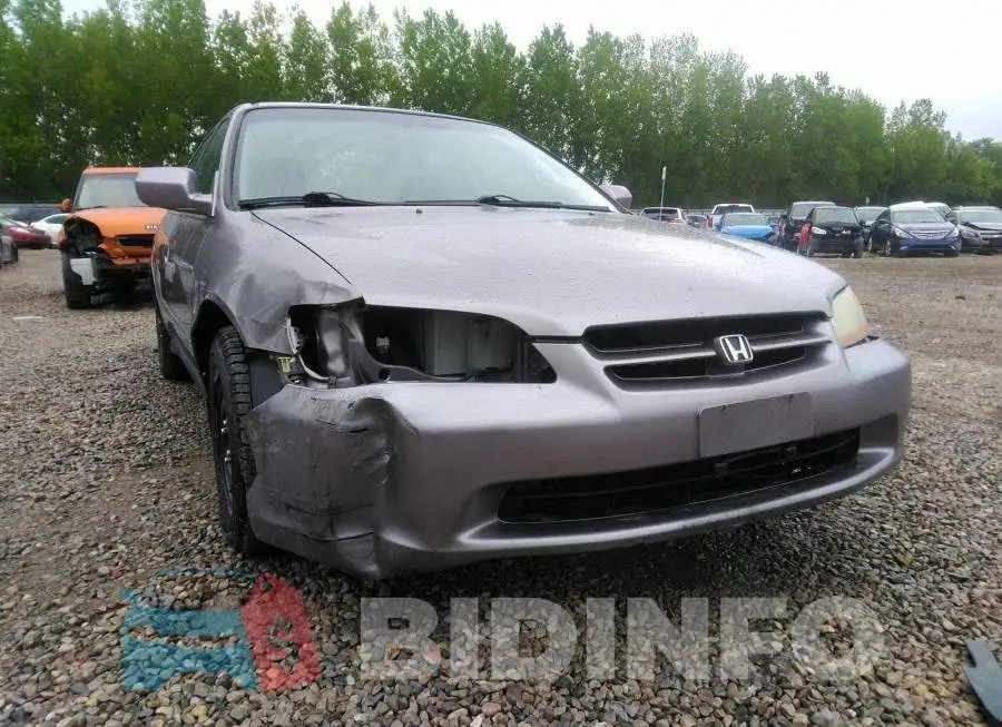 1HGCG5675YA811911 Photo# 6