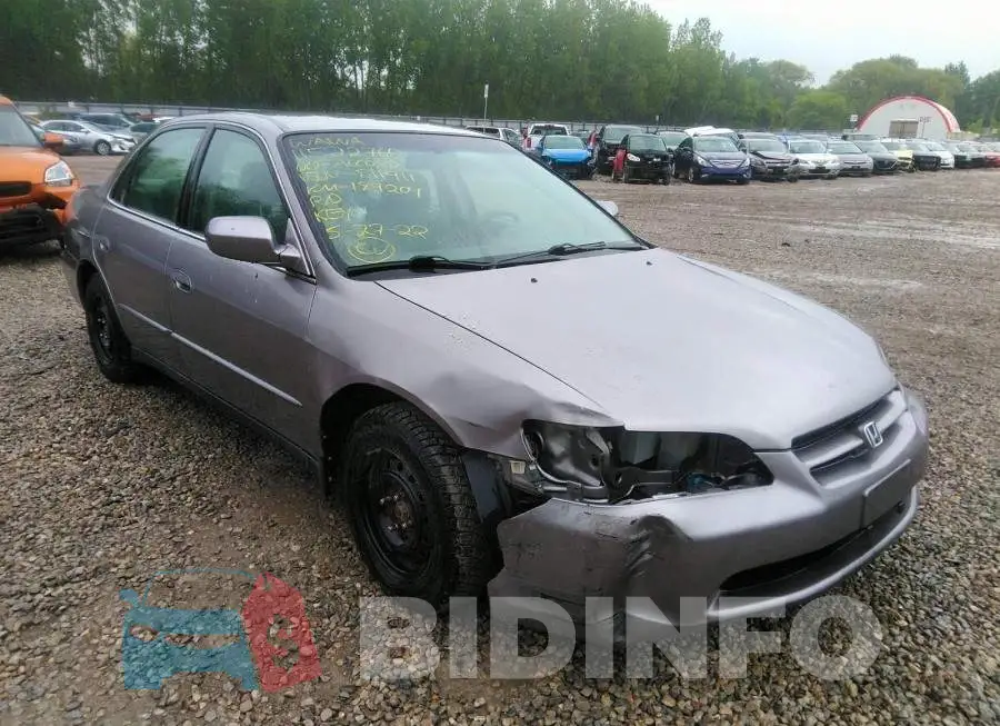 1HGCG5675YA811911 Photo# 1
