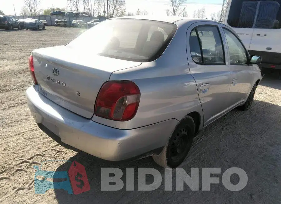JTDBT1231Y0082751 Photo# 4