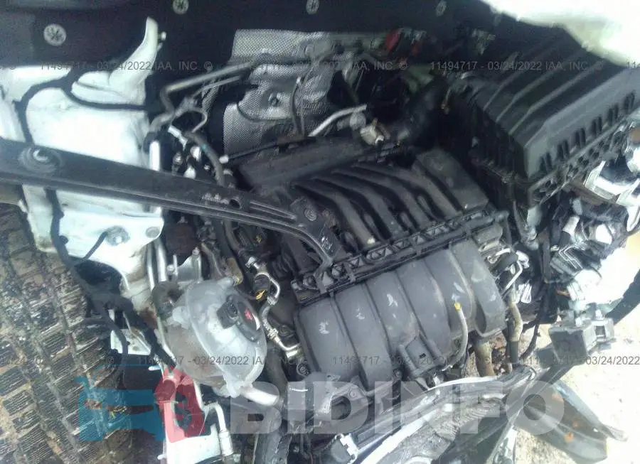 1V2MR2CA0JC587113 Photo# 10