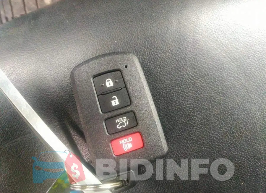 5TDJZRFH8JS523700 Photo# 11