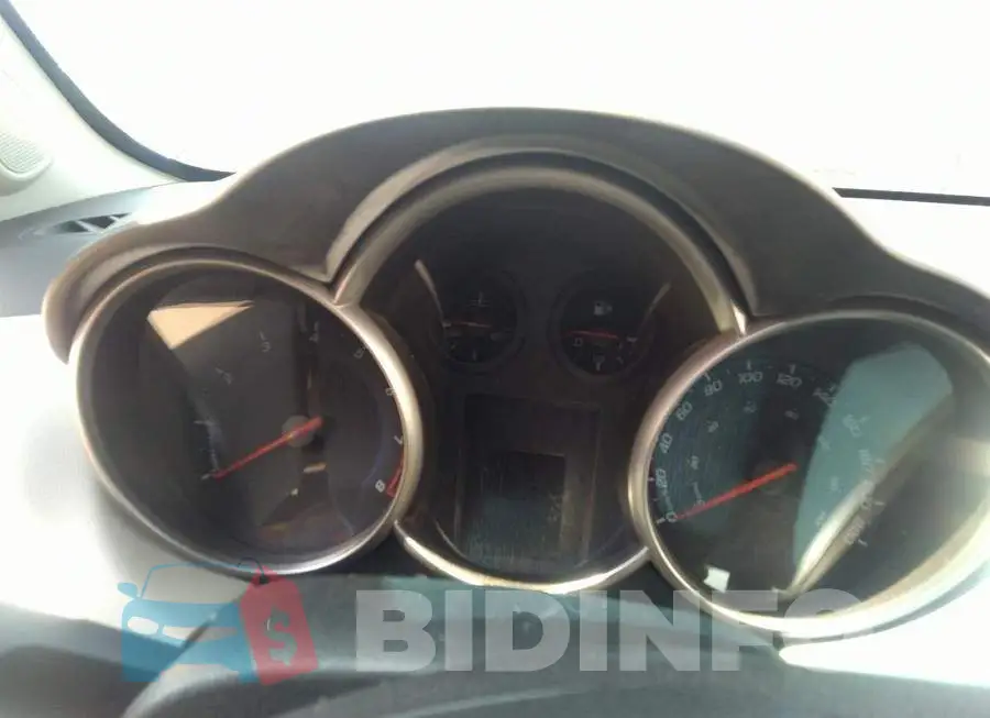 1G1PA5SH8B7228827 Photo# 7