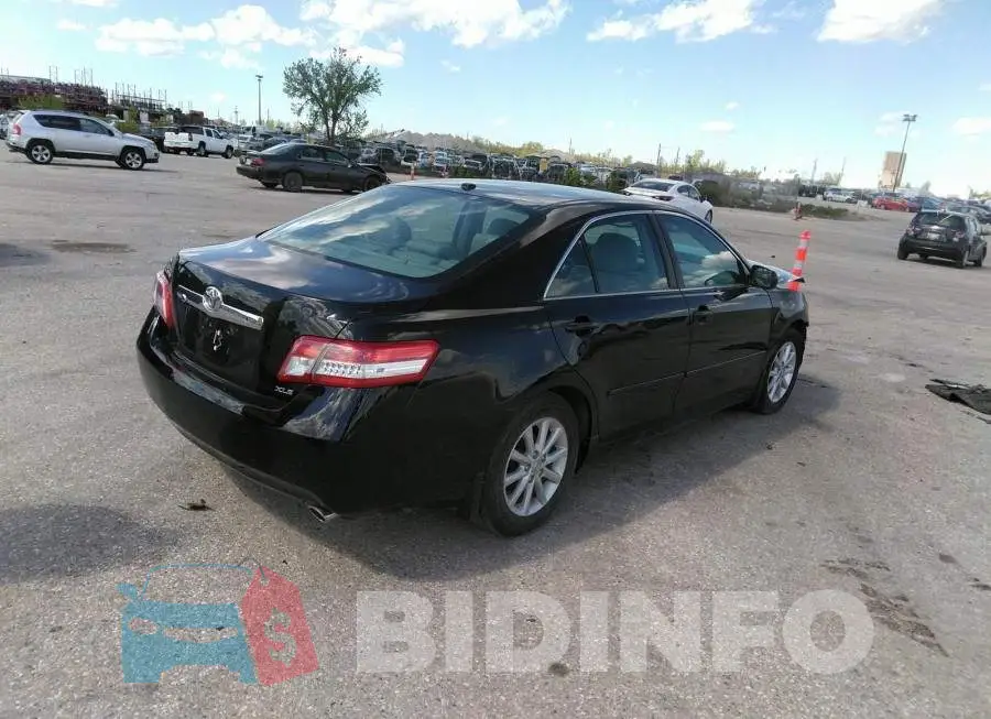 4T1BF3EK6BU164525 Photo# 4