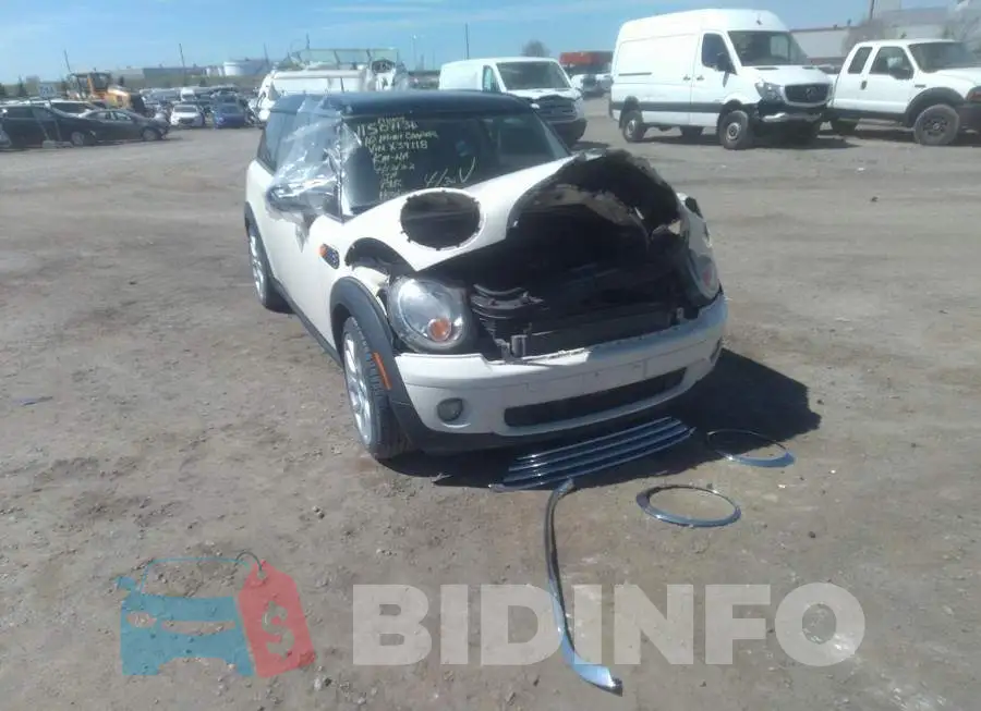 WMWML3C53ATX39118 Photo# 6