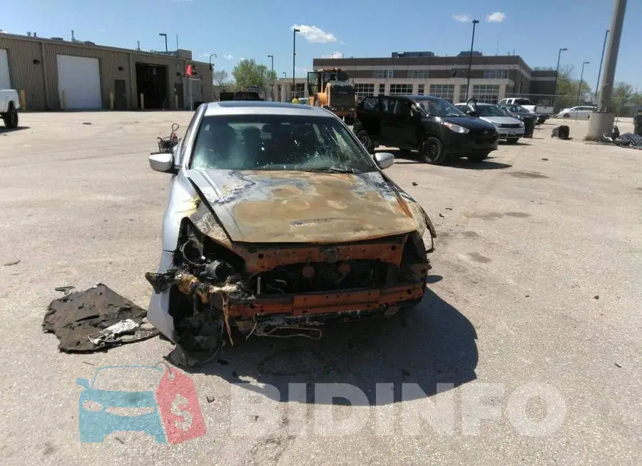 1HGCP26848A815746 Photo# 6
