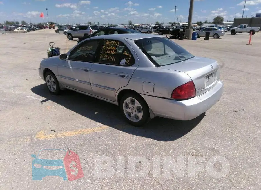 3N1CB51D25L495014 Photo# 3
