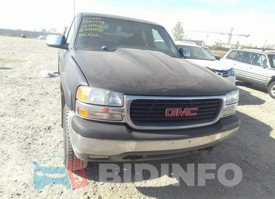 1GTGK29U42Z324223 Photo# 6