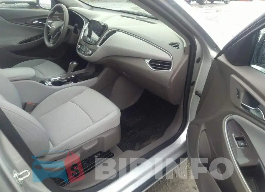 1G1ZC5ST6LF091496 Photo# 5