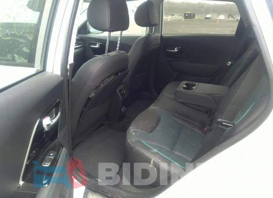 KNDCE3LG0L5061400 Photo# 8