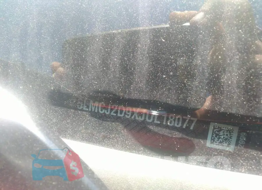 5LMCJ2D9XJUL18077 Photo# 9