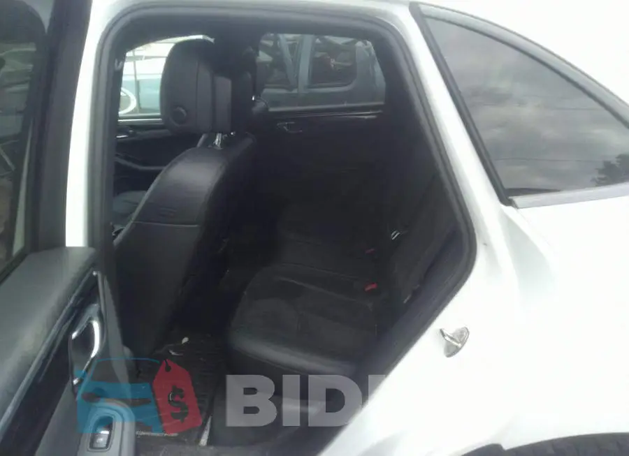 WP1AB2A54FLB50915 Photo# 8