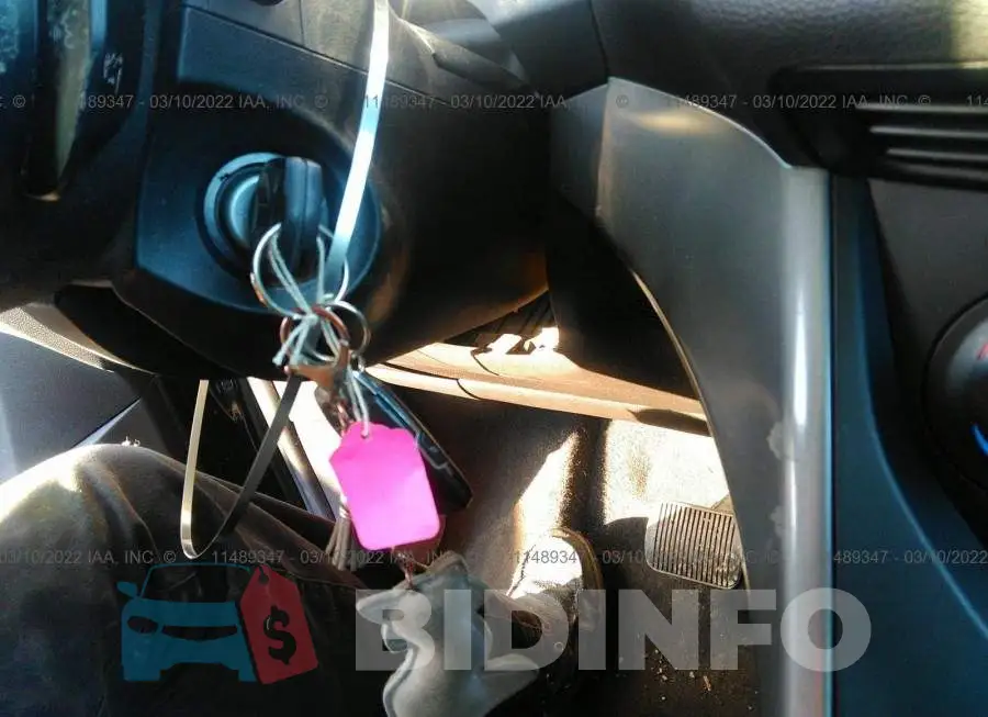 1FADP5AU8DL507718 Photo# 11