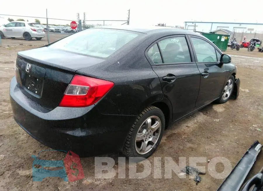 2HGFB2F53CH060116 Photo# 4