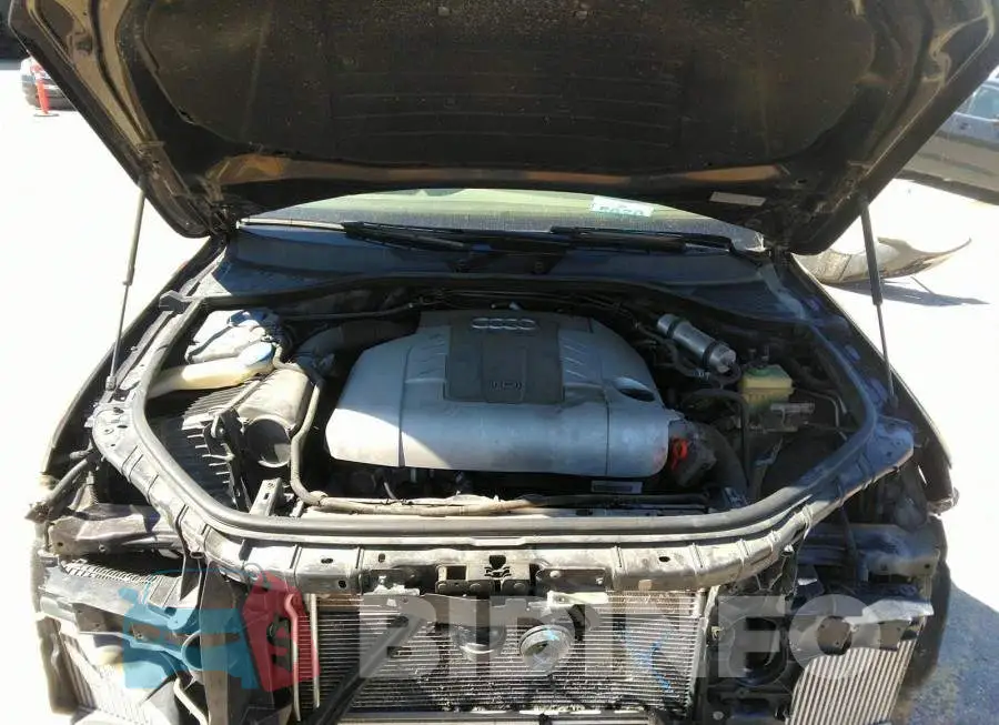 WA1LMCFE4BD000997 Photo# 10