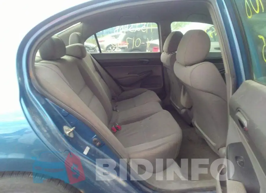 2HGFA1E24AH017115 Photo# 8