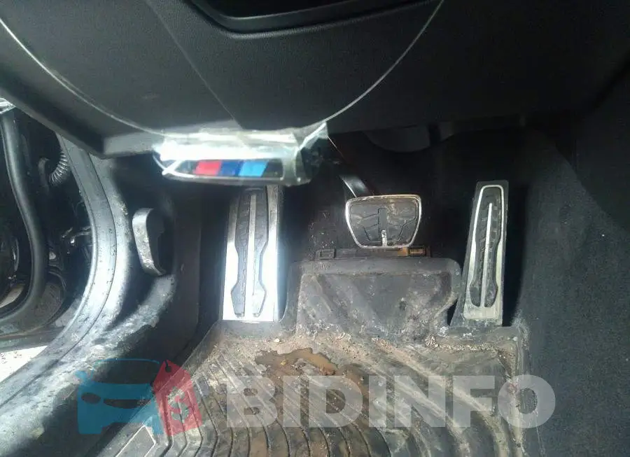 3MW5R7J06N8C36861 Photo# 11