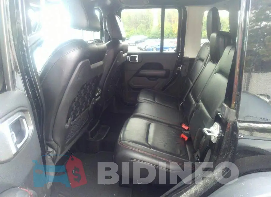1C4HJXFG6JW131915 Photo# 8