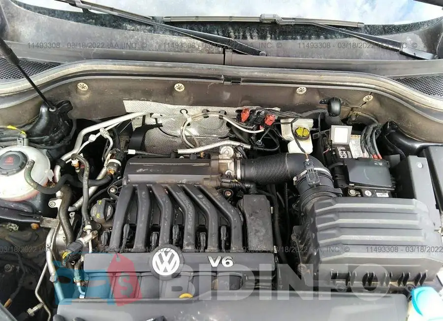 1V2MR2CA0JC567332 Photo# 10