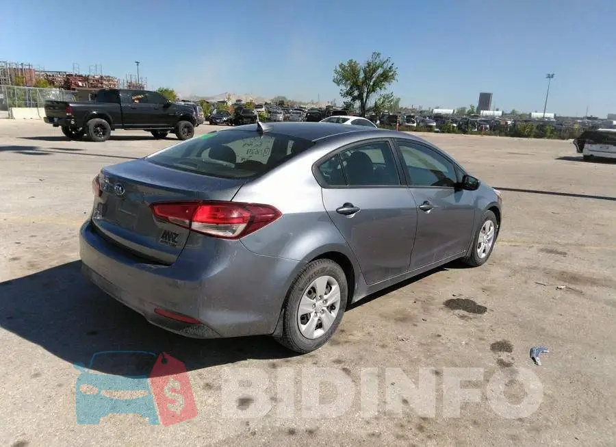 3KPFL4A72HE146231 Photo# 4