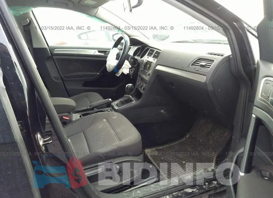 3VW217AUXHM036395 Photo# 5