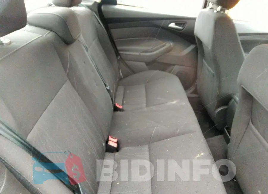 1FADP3F27GL333544 Photo# 8