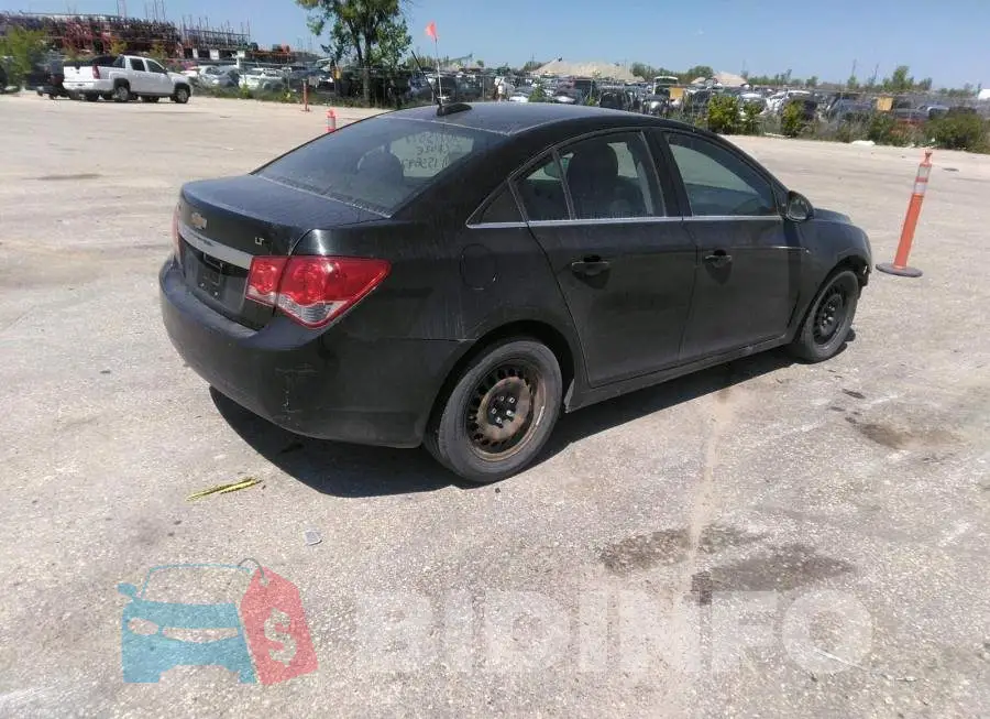 1G1PC5SB1F7155697 Photo# 4