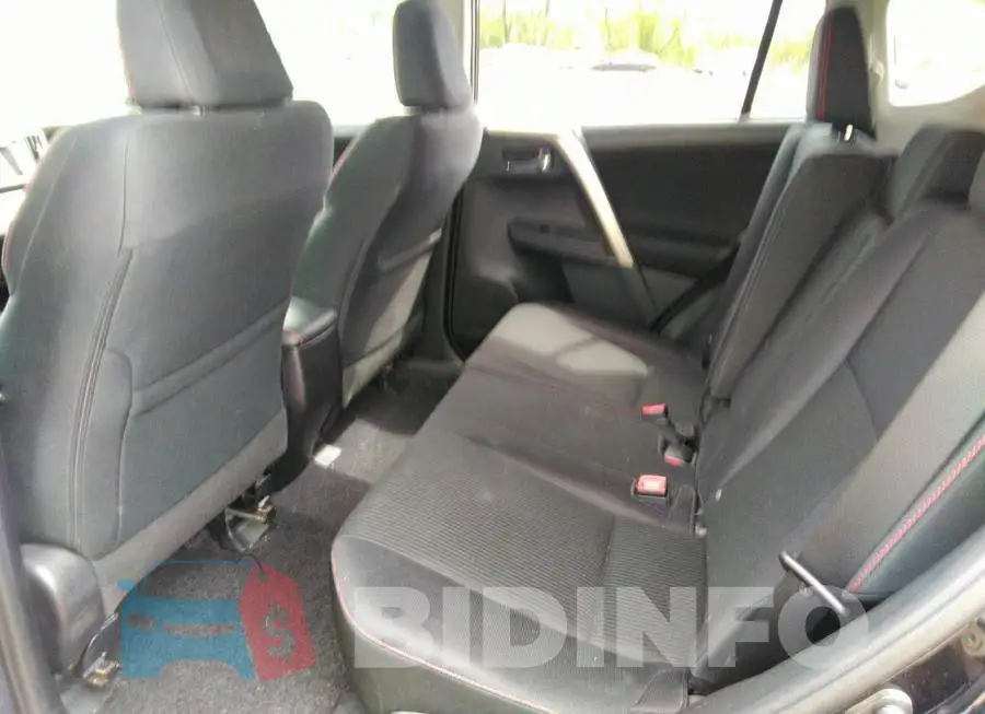 2T3RFREV6FW271261 Photo# 8