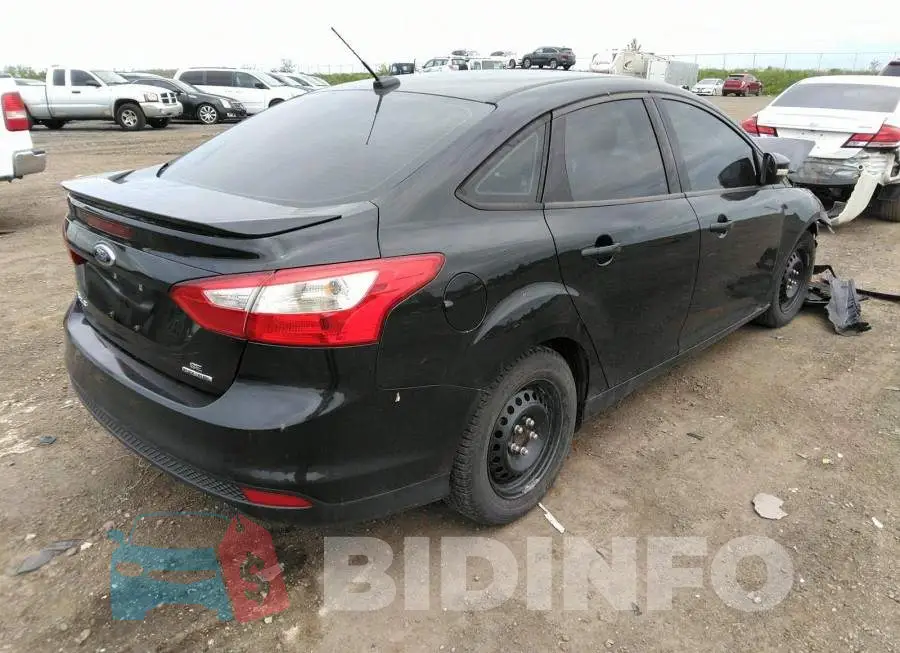1FADP3F2XEL408606 Photo# 4