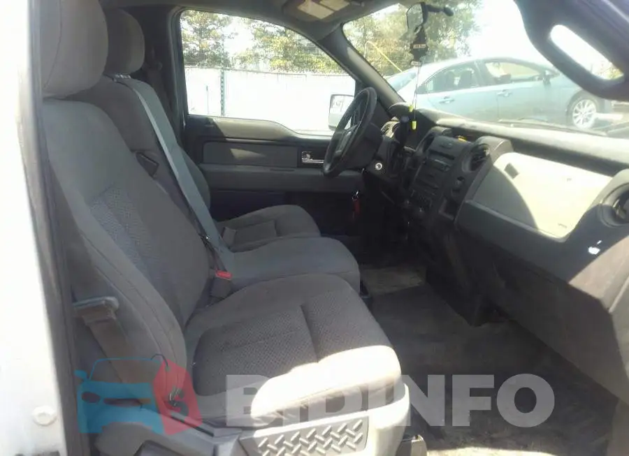 1FTNF1CF8DKE72824 Photo# 5