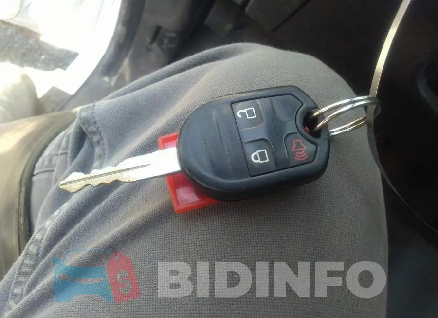 1FTNF1CF8DKE72824 Photo# 11