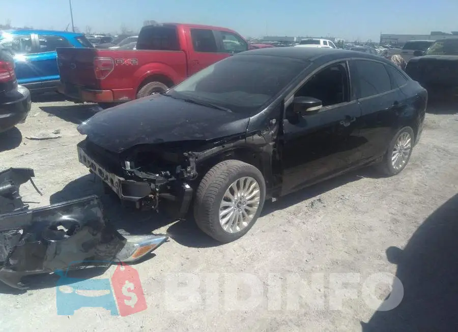 1FADP3F22DL327887 Photo# 2