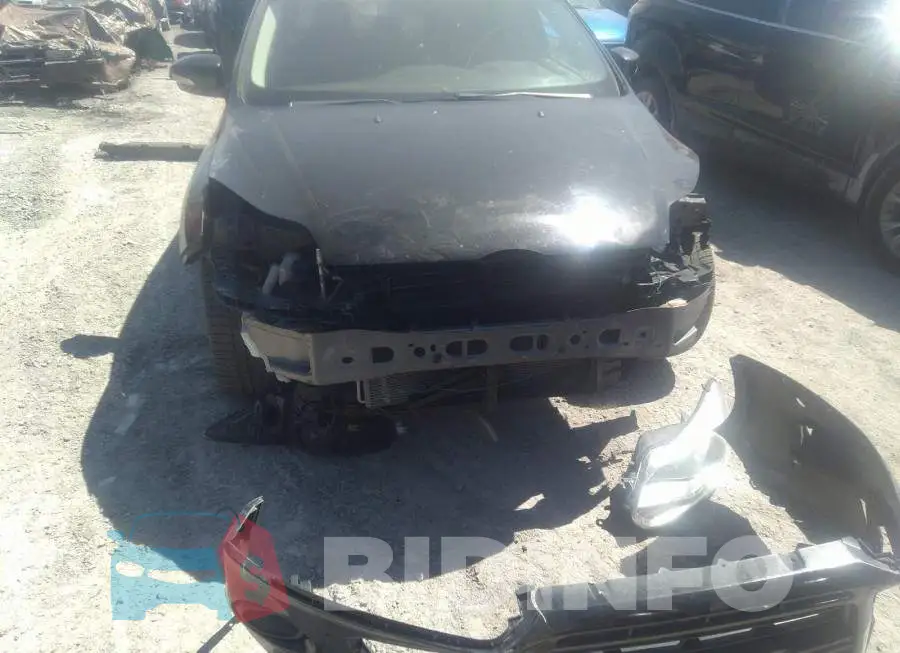 1FADP3F22DL327887 Photo# 6