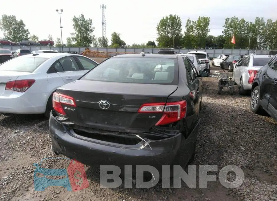 4T1BF1FK5CU075632 Photo# 6