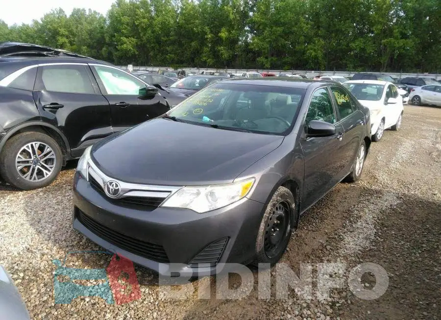 4T1BF1FK5CU075632 Photo# 2