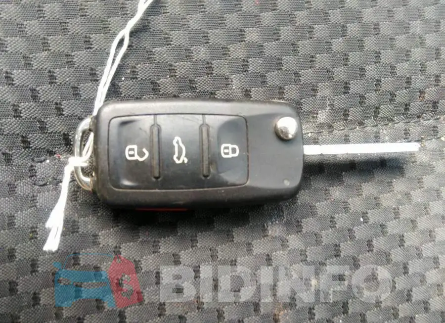 3VW2K7AJ3CM411541 Photo# 11