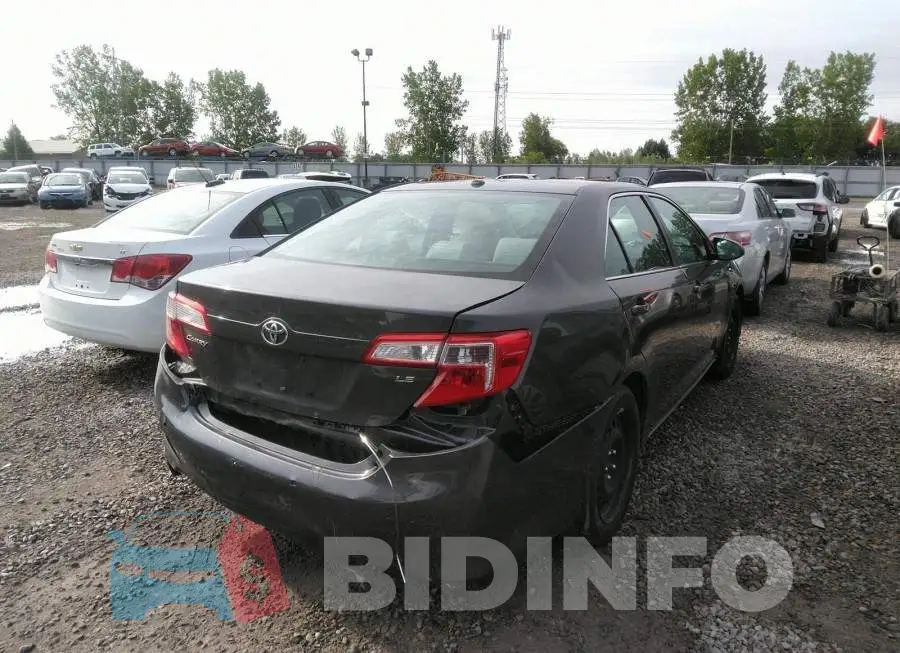 4T1BF1FK5CU075632 Photo# 4