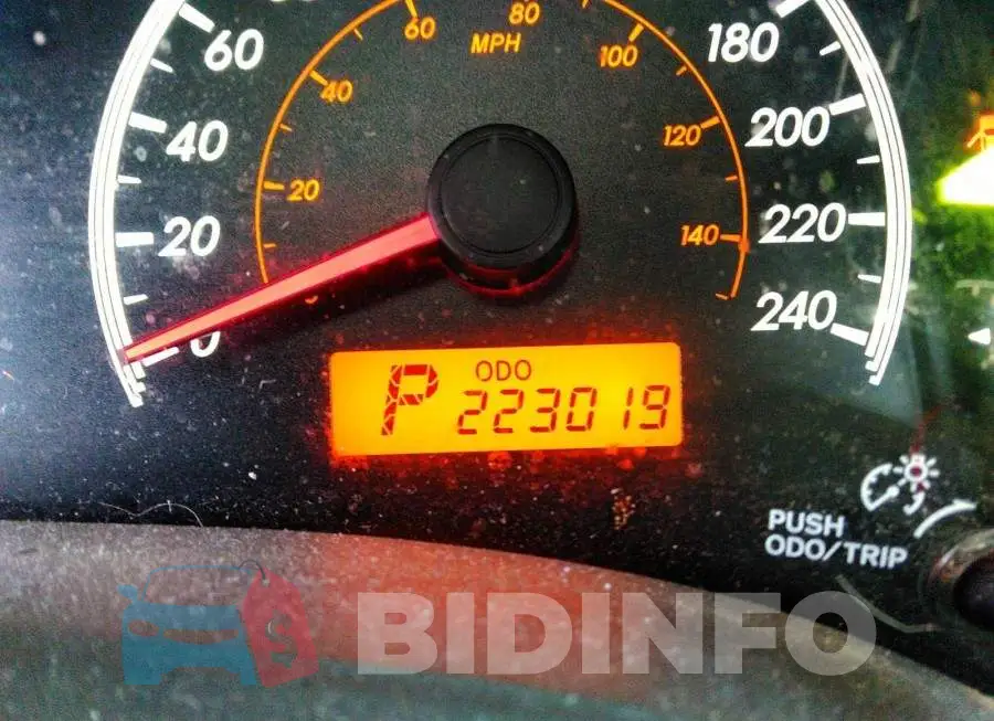 2T1BU4EE6AC296898 Photo# 7