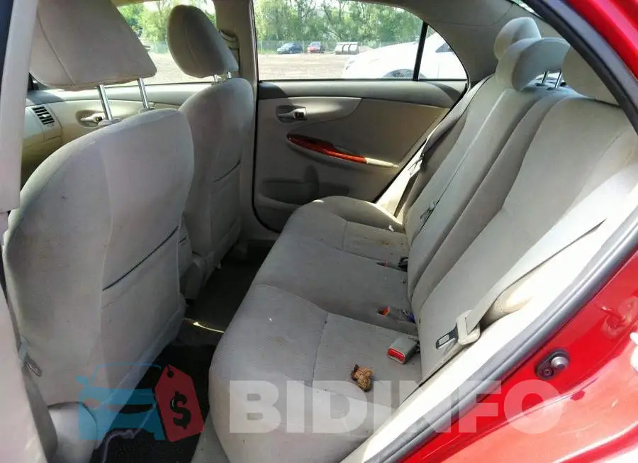 2T1BU4EE6AC296898 Photo# 8