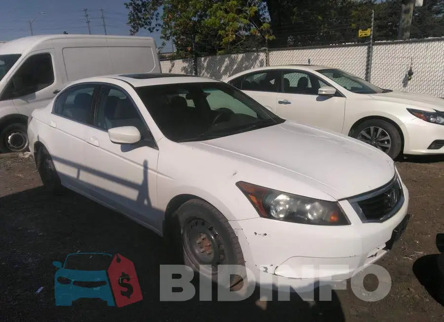 1HGCP25799A802713 Photo# 1