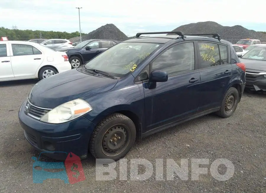 3N1BC13E38L387092 Photo# 2