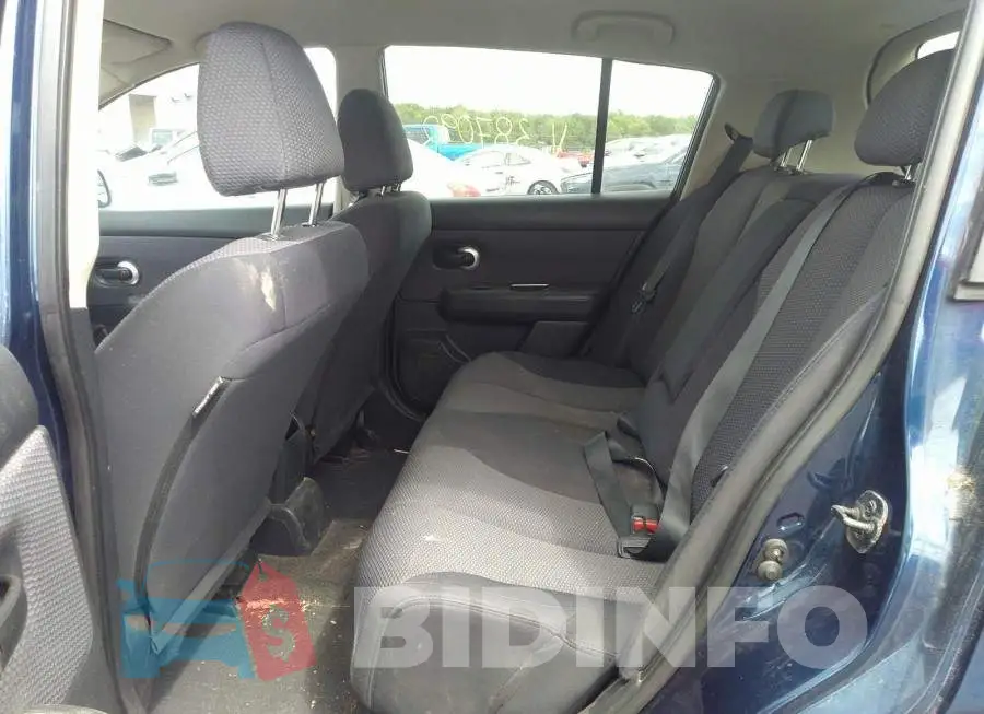 3N1BC13E38L387092 Photo# 8