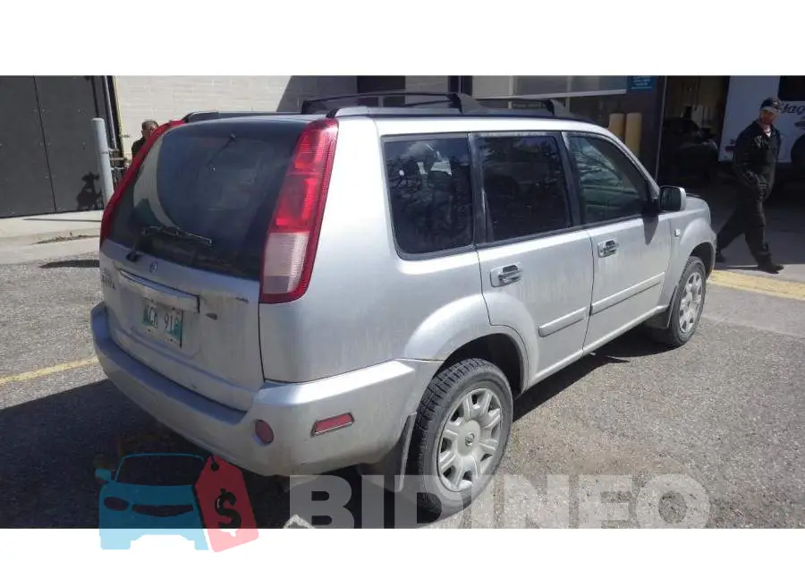 JN8BT08V46W205458 Photo# 3