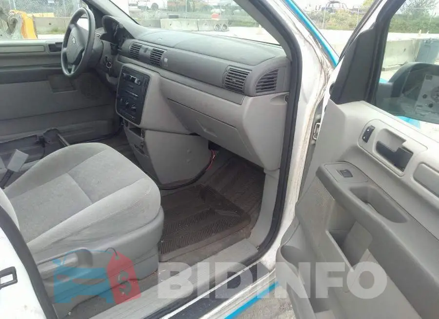 2FTZA54206BA34430 Photo# 5